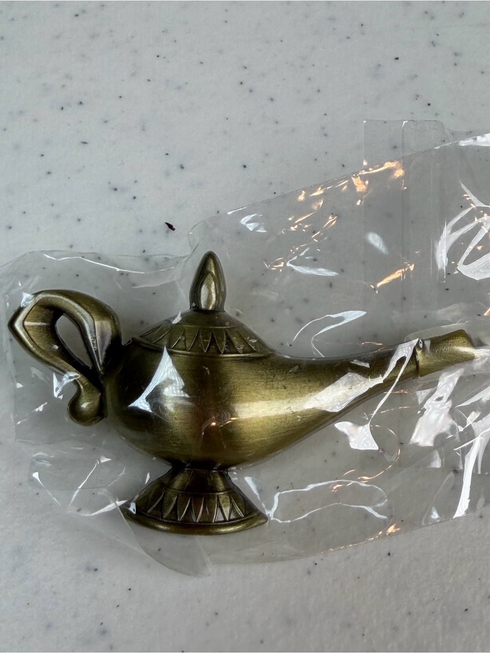NEW Disney D23 2024 Gold Member Gift Magic & Mystery Aladdin Genie's Lamp Pin - Picture 4 of 6